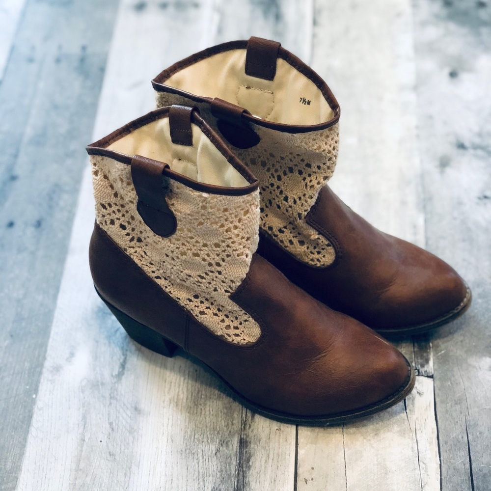 Ladies Cowboy Boots